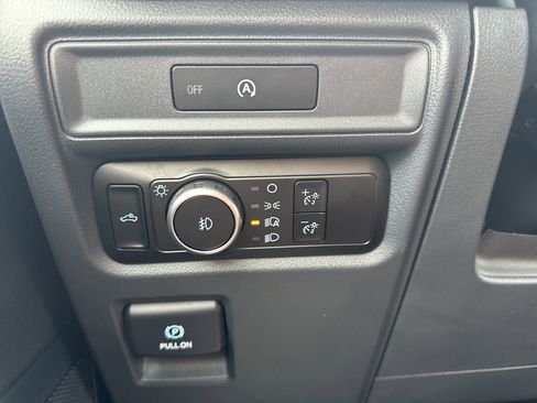 Used 2025 Ford F150 STX w/ Equipment Group 201A FX4 image 31