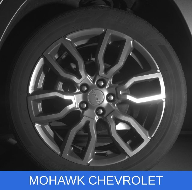 Used 2024 GMC Terrain Denali w/ Denali Premium Package AWD/4WD image 26