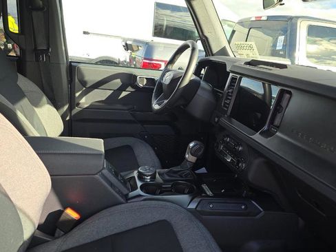 Used 2025 Ford Bronco Big Bend image 7