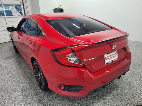 Used 2021 Honda Civic Sport image 5