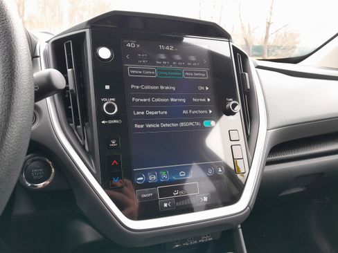 Certified 2025 Subaru Crosstrek 2.0i Premium image 21