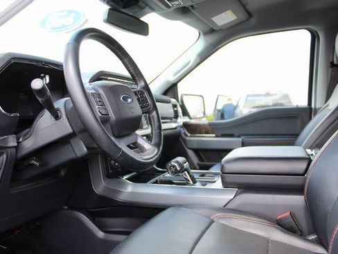 Used 2022 Ford F150 Lariat image 12