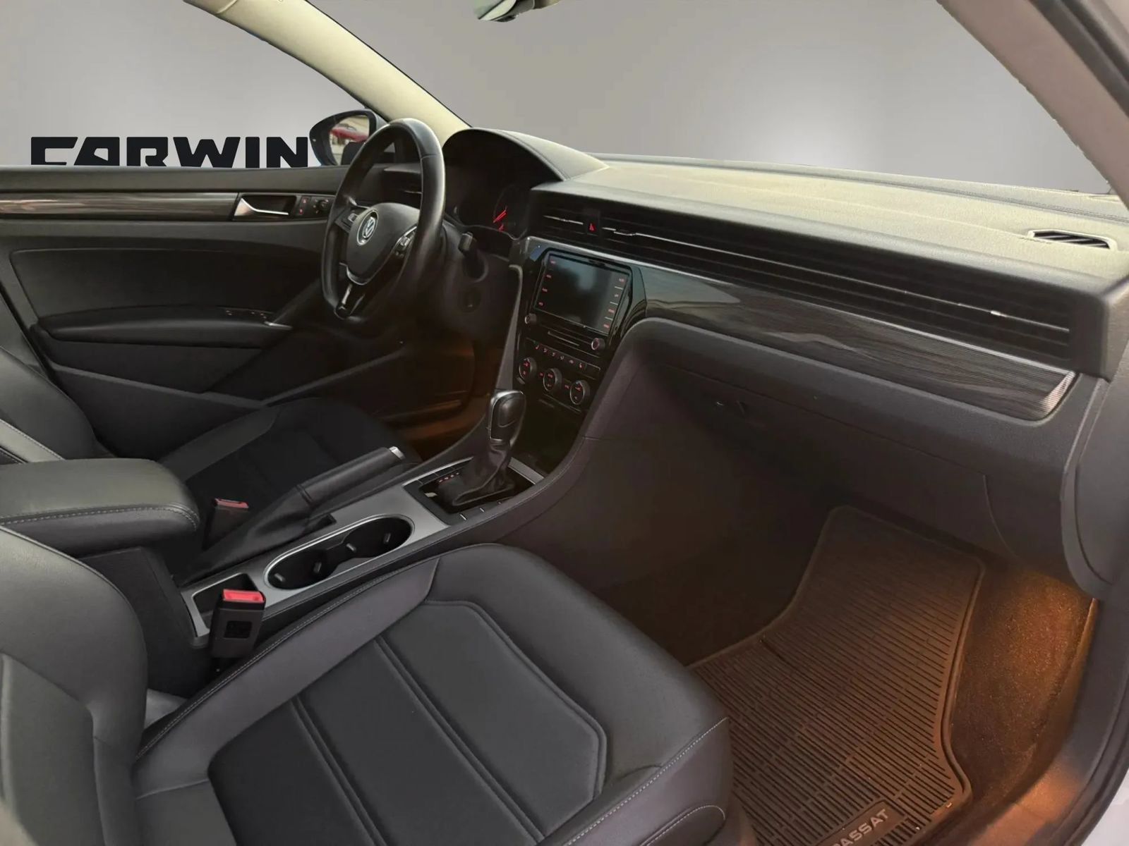 Used 2020 Volkswagen Passat 2.0T R-Line FWD image 19