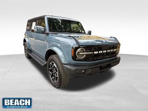 Used 2025 Ford Bronco Outer Banks image 1