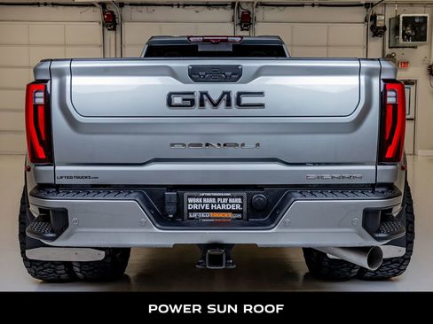 Used 2024 GMC Sierra 3500 Denali Ultimate AWD/4WD image 8