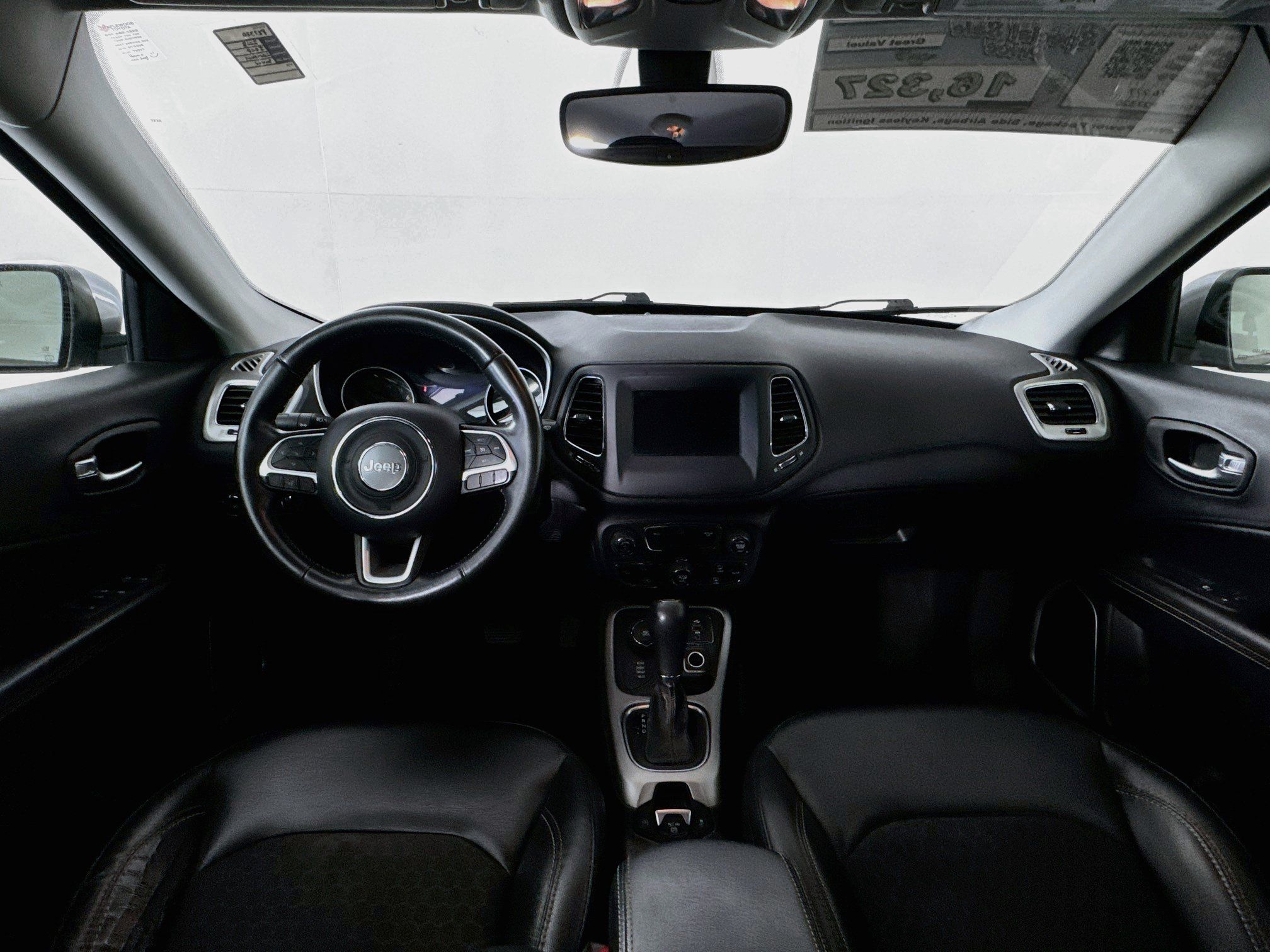Used 2018 Jeep Compass Latitude w/ Popular Equipment Group AWD/4WD image 24