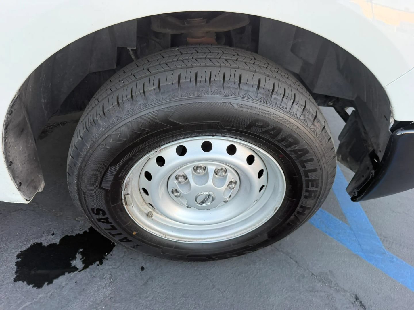 Used 2019 Nissan NV 3500 S RWD image 27