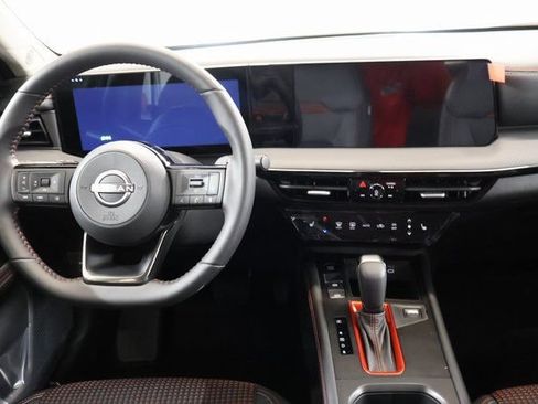 New 2026 Nissan Kicks SR w/ SR Premium Package AWD/4WD image 13