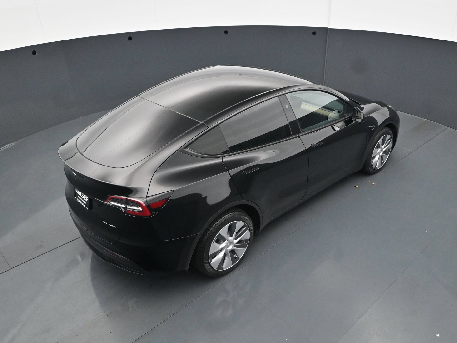 Used 2023 Tesla Model Y Long Range AWD/4WD image 40