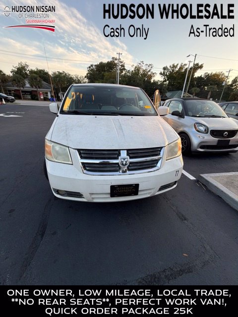 Used 2008 Dodge Grand Caravan SXT w/ Family Value Group FWD image 1