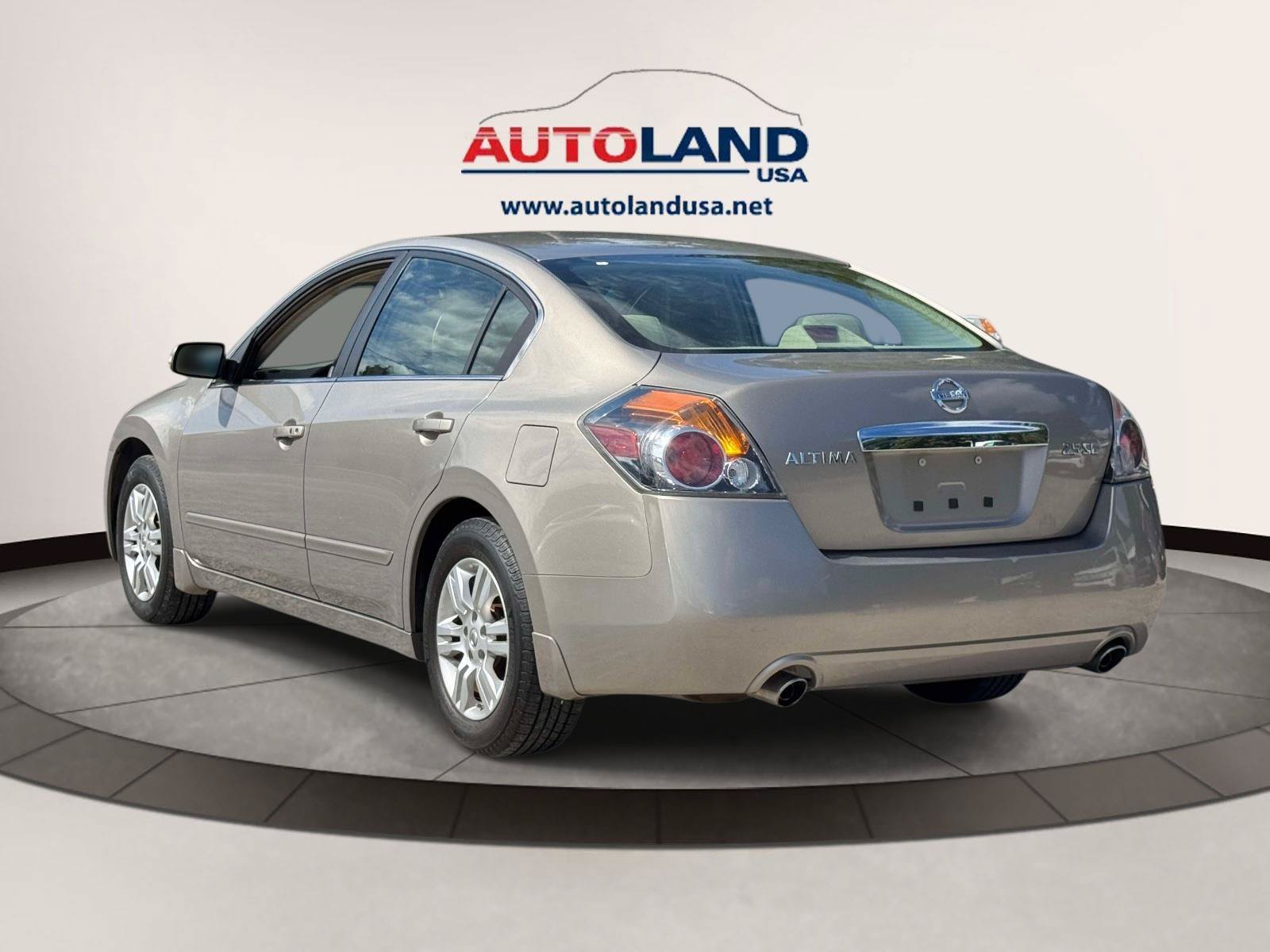 Used 2011 Nissan Altima 2.5 SL w/ 2.5SL Pkg FWD image 5