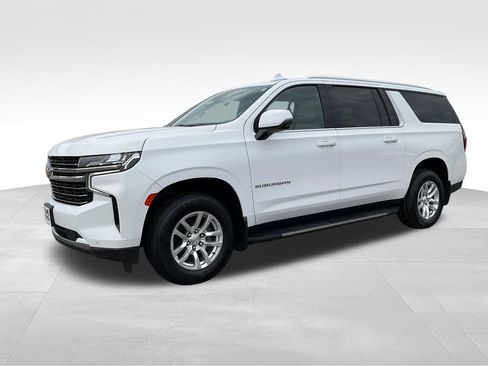 Certified 2022 Chevrolet Suburban LT w/ Luxury Package AWD/4WD image 32