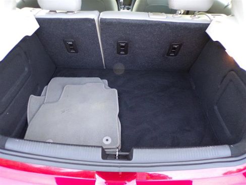 Used 2017 Chevrolet Cruze LT image 13