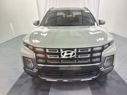 Used 2025 Hyundai Santa Cruz Limited image 11