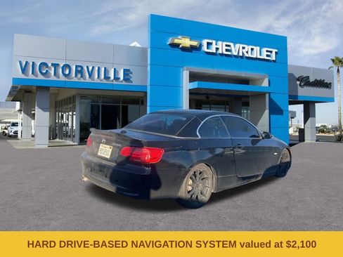 Used 2011 BMW 328i Convertible w/ Premium Pkg image 3