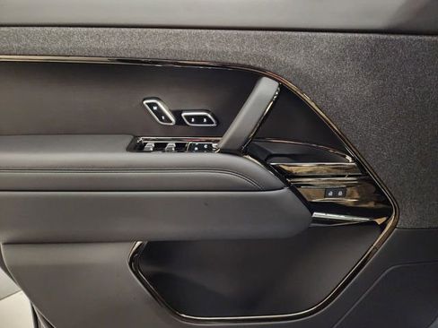 New 2026 Land Rover Range Rover Sport SE AWD/4WD image 23