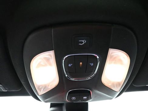 Used 2024 Jeep Compass Limited w/ High Altitude Package image 32