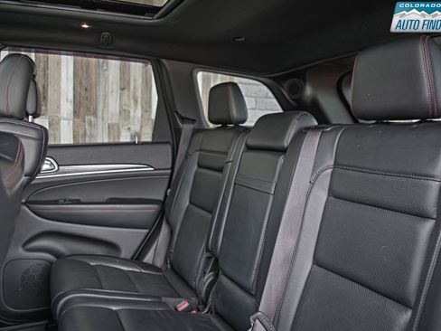 Used 2018 Jeep Grand Cherokee Trailhawk w/ Trailhawk Luxury Group image 25