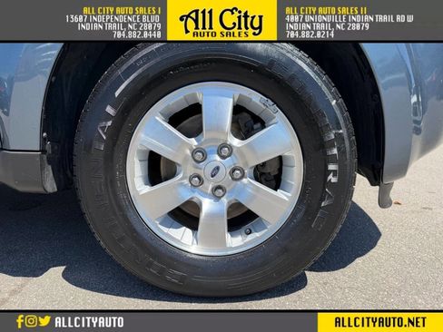 Used 2010 Ford Escape Limited AWD/4WD image 32