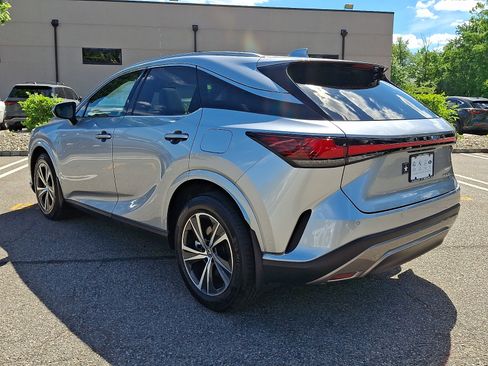 Certified 2023 Lexus RX 350 Premium w/ Cold Area Package AWD/4WD image 4