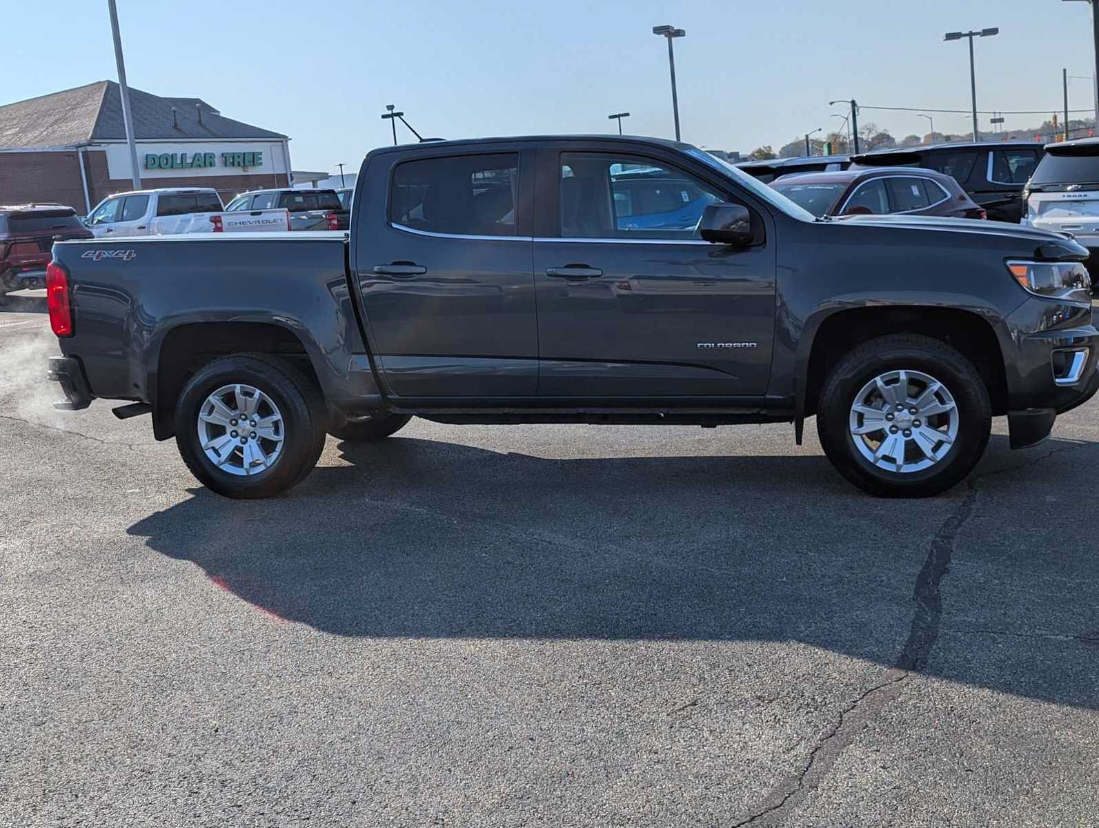 Certified 2017 Chevrolet Colorado LT w/ LT Convenience Package AWD/4WD image 7