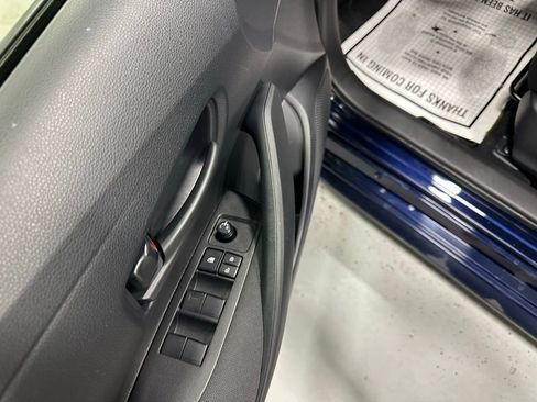 Used 2025 Toyota Corolla LE image 9