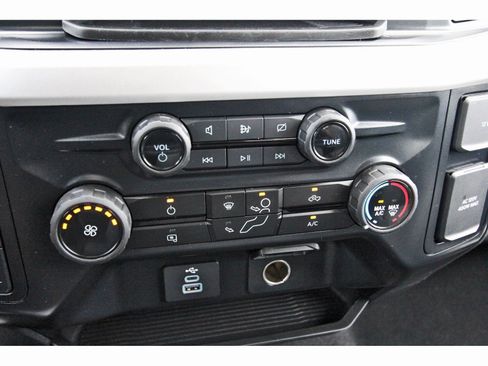 Used 2024 Ford F250 XLT AWD/4WD image 26