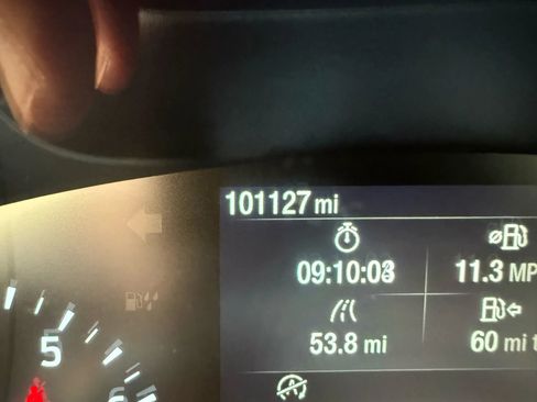 Used 2020 Ford Escape SE image 16