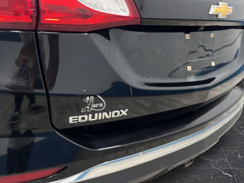 Used 2020 Chevrolet Equinox LT AWD/4WD image 35