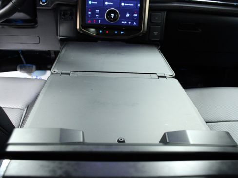 Used 2023 Ford F150 Lightning Lariat w/ Equipment Group 511A High image 20