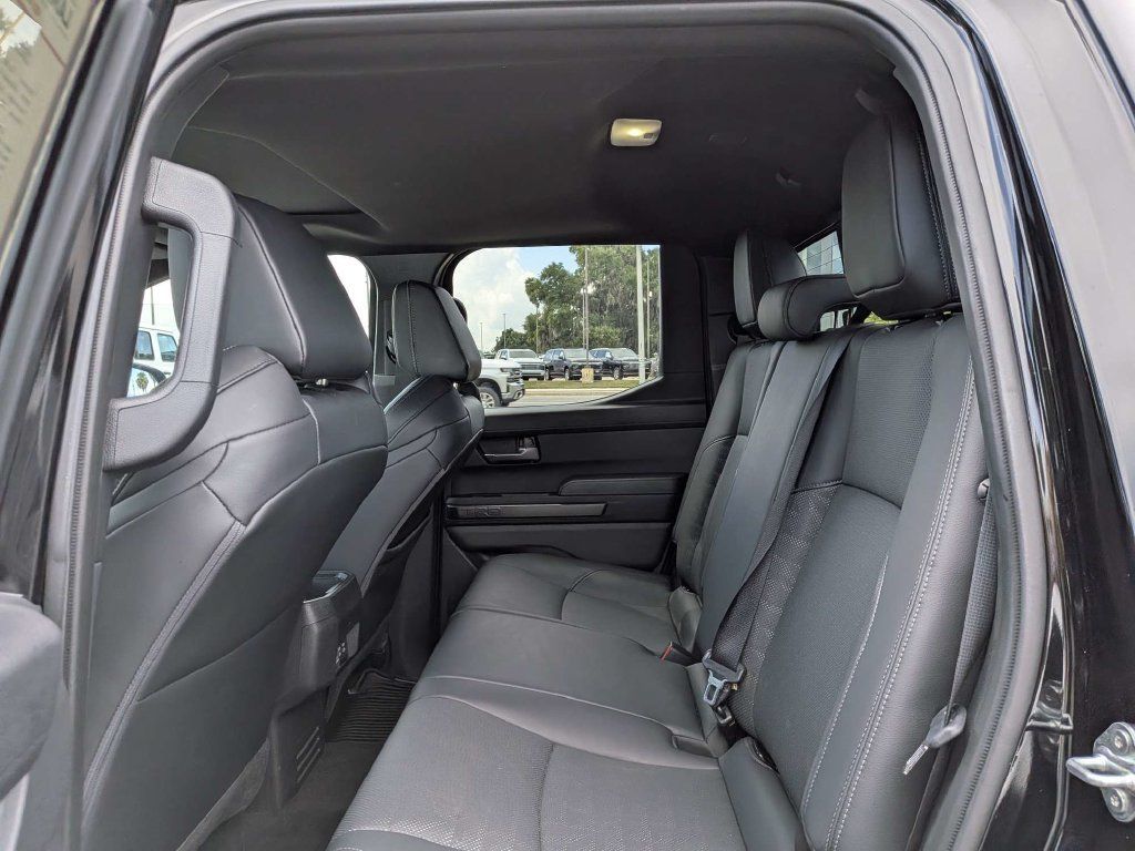 Used 2025 Toyota Tacoma TRD Sport w/ TRD Sport Premium Package AWD/4WD image 13