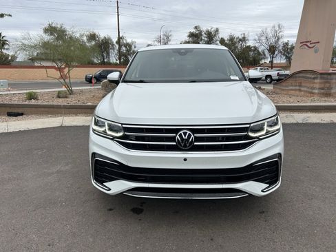 Used 2022 Volkswagen Tiguan SEL R-Line image 8