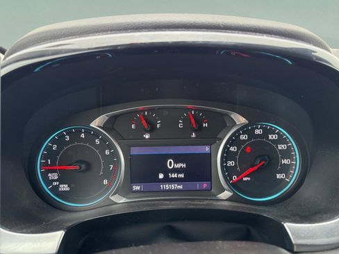 Used 2021 Chevrolet Traverse LT image 15