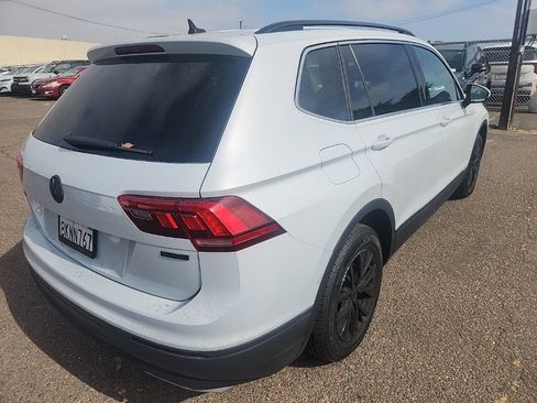 Used 2019 Volkswagen Tiguan SE AWD/4WD image 13
