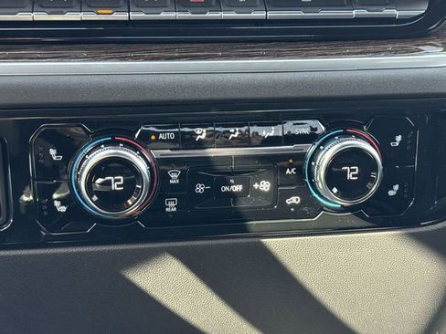 New 2026 GMC Sierra 1500 Elevation image 19