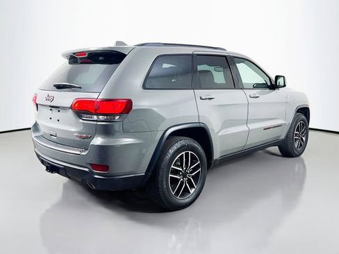 Used 2021 Jeep Grand Cherokee Trailhawk image 9