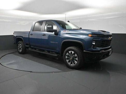 New 2026 Chevrolet Silverado 2500 Custom w/ Custom Convenience Package AWD/4WD image 2