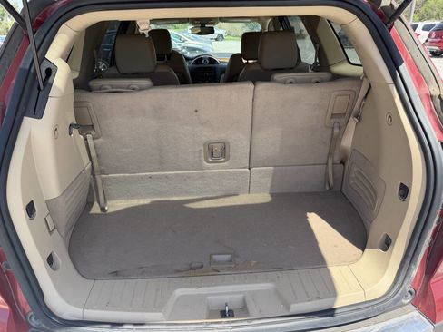 Used 2012 Buick Enclave Leather FWD image 17