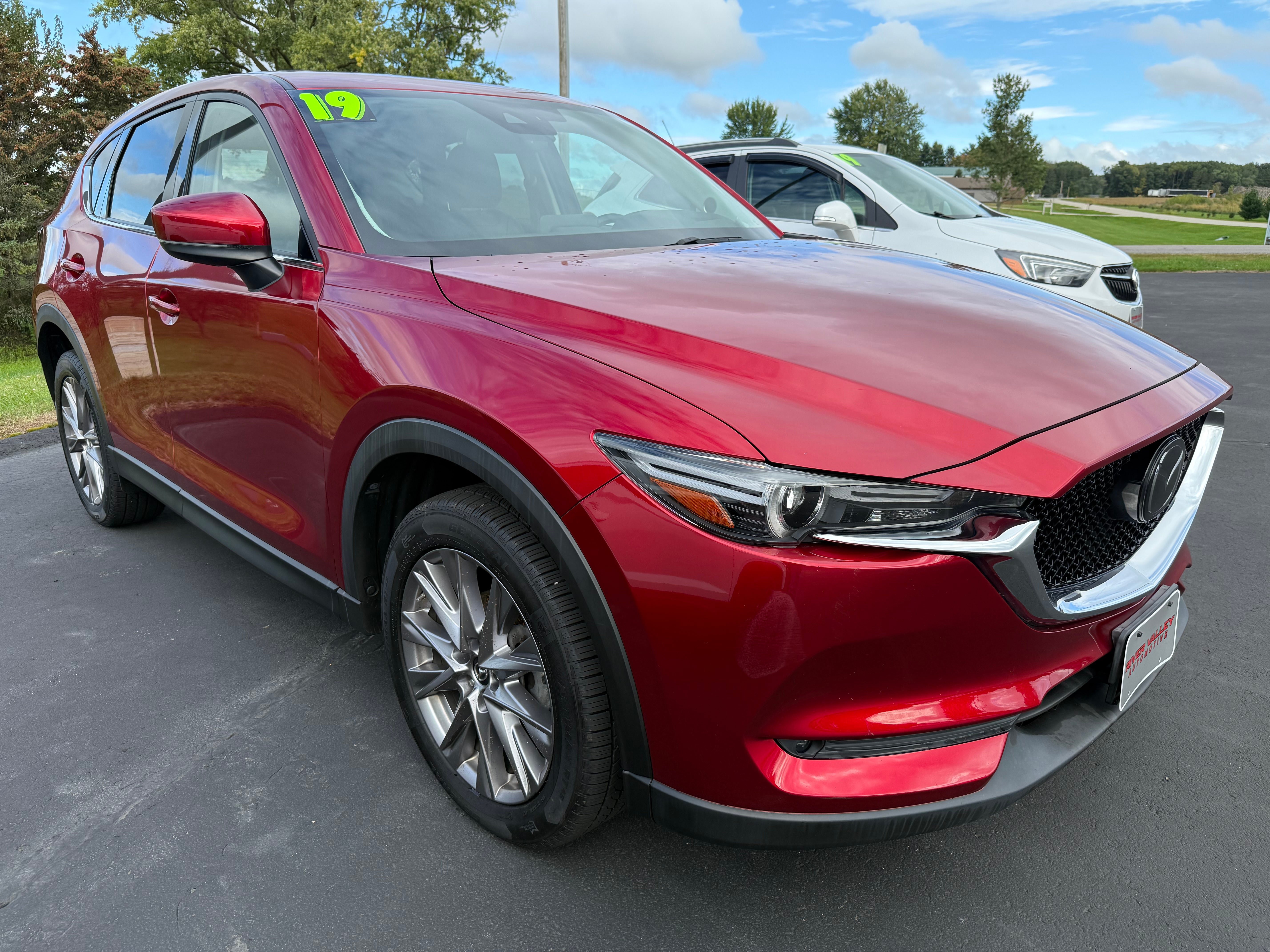 Used 2019 MAZDA CX-5 Grand Touring w/ GT Premium Package AWD/4WD image 2