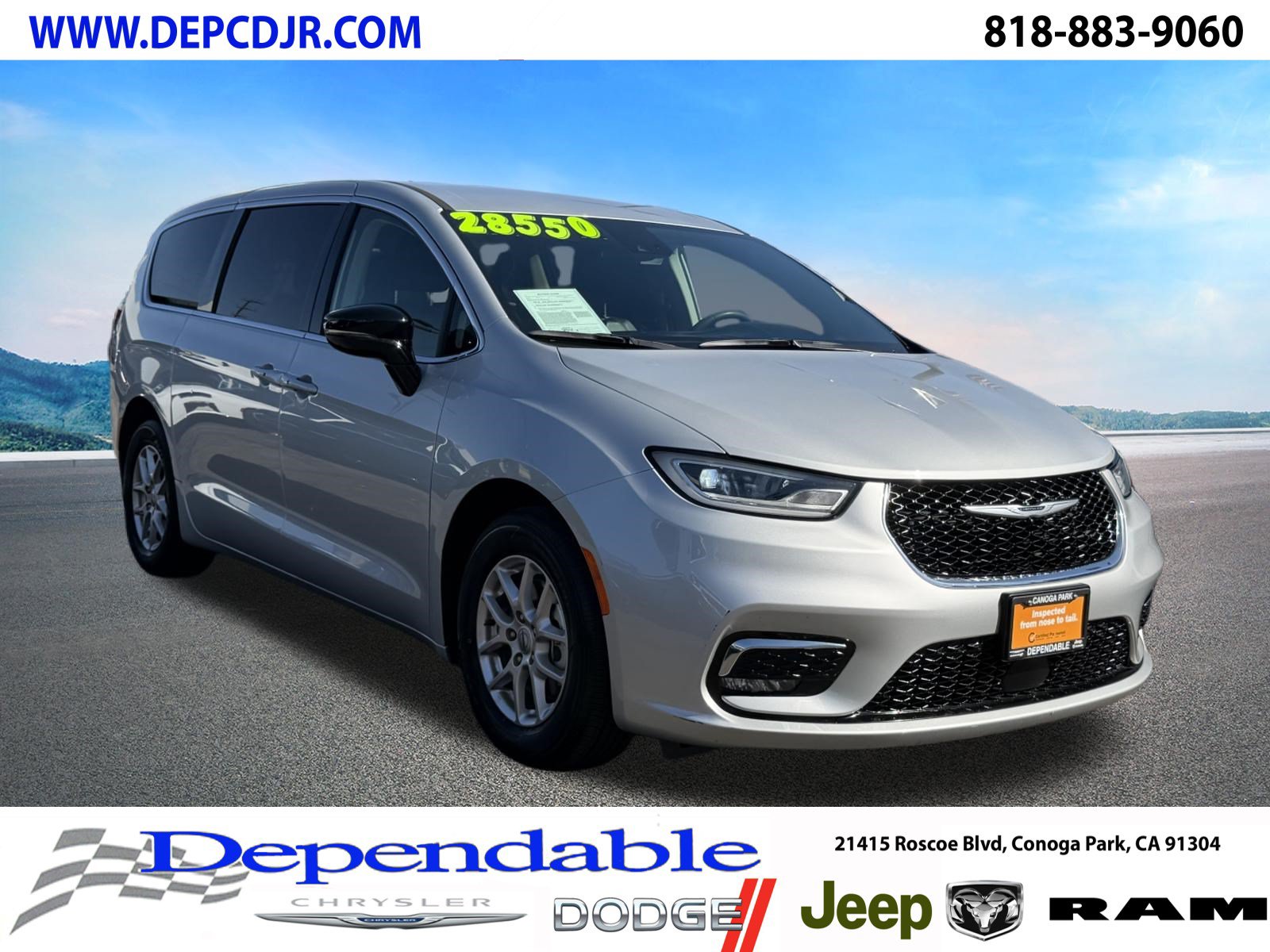 Certified 2024 Chrysler Pacifica Touring-L FWD image 1