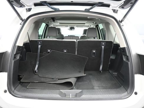 Certified 2023 Honda Pilot Touring image 23