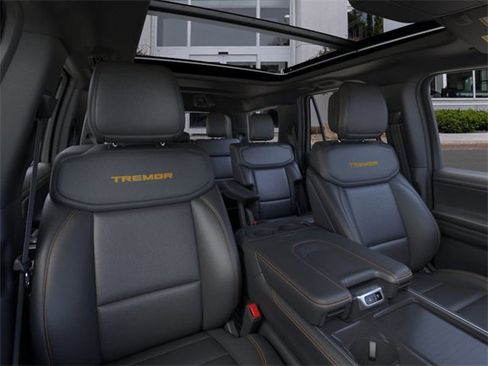 New 2026 Ford Expedition Tremor image 10