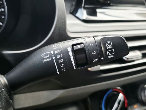 Used 2021 Kia Seltos LX AWD/4WD image 28