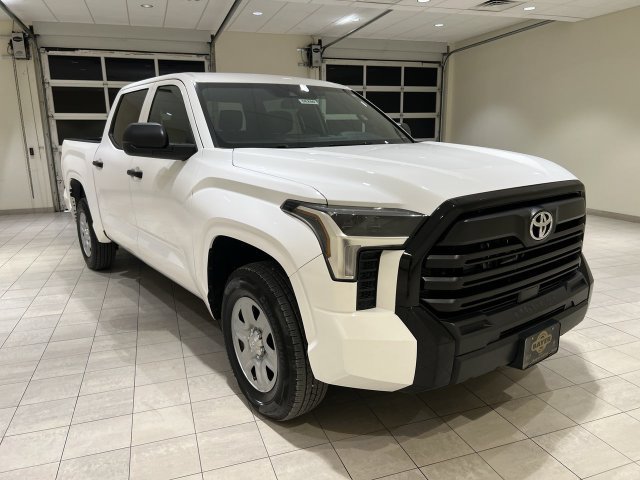 Used 2025 Toyota Tundra SR AWD/4WD image 7