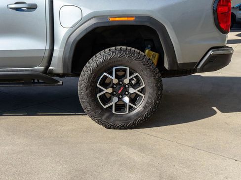 Used 2023 GMC Canyon AT4X AWD/4WD image 30