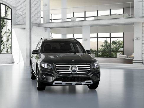 New 2025 Mercedes-Benz GLB 250 4MATIC image 19