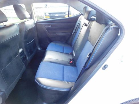 Used 2017 Toyota Corolla SE image 5