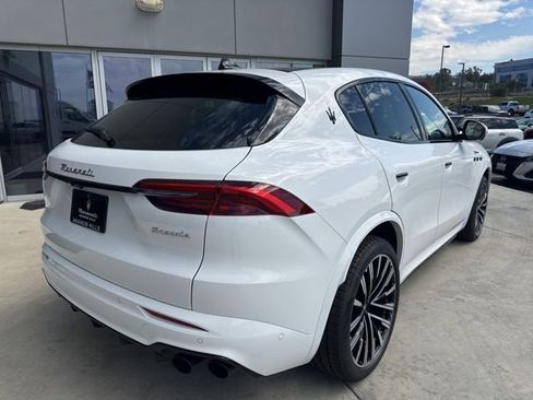 New 2025 Maserati Grecale Modena AWD/4WD image 7