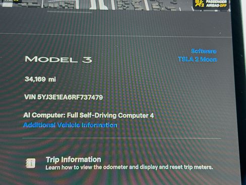 Used 2024 Tesla Model 3 Standard Range RWD image 8