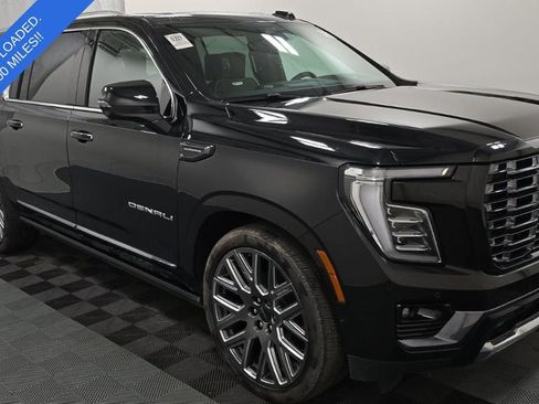 Used 2026 GMC Yukon XL Denali Ultimate AWD/4WD image 2